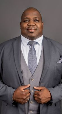 Mbapeua Kauuova